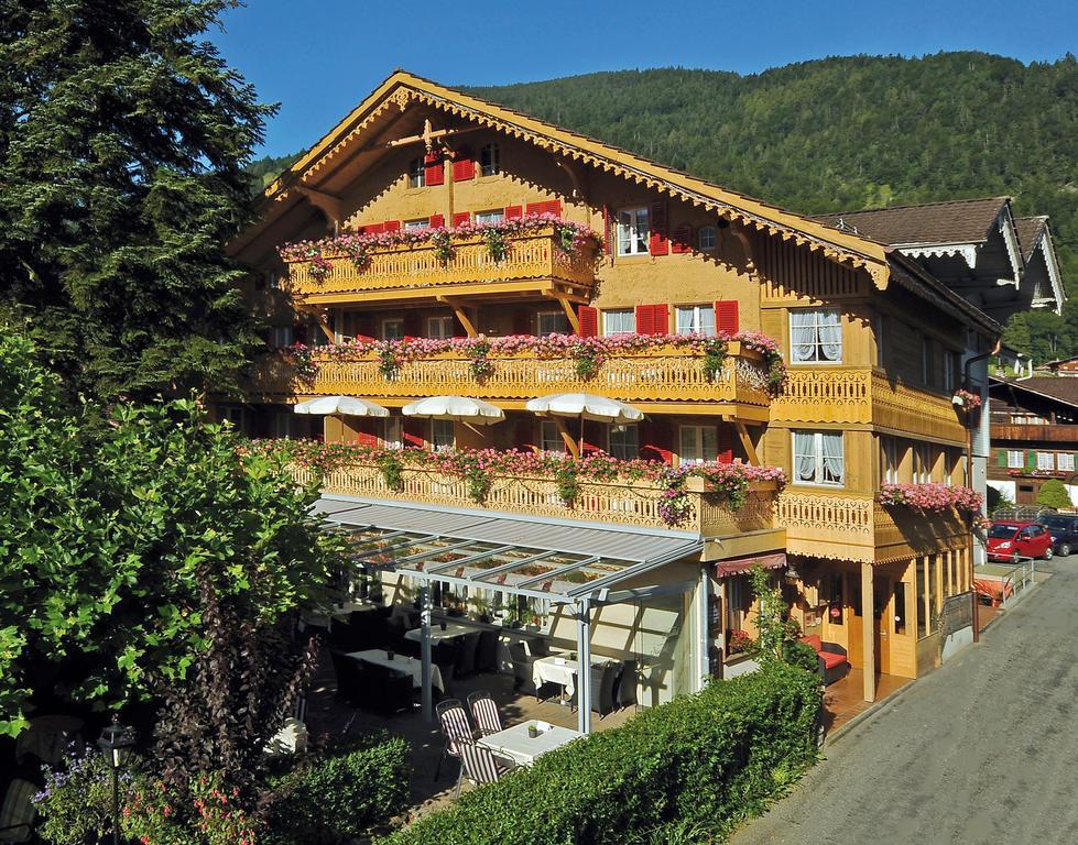 Alpenblick Hotel & Restaurant Wilderswil By Interlaken Bagian luar foto